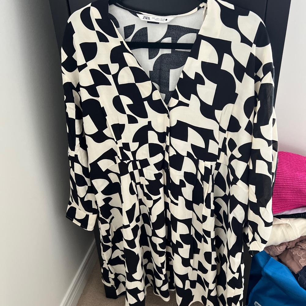 Zara Monochrome Abstract Women's Dress